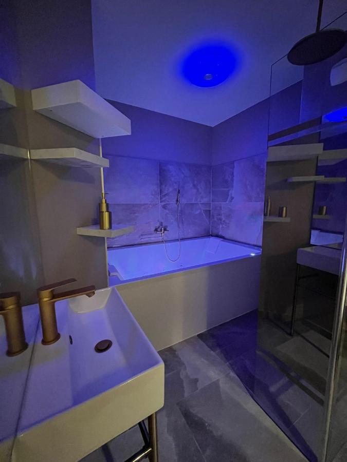 Love Room Mille Et Une Nuits Narbonne Ngoại thất bức ảnh